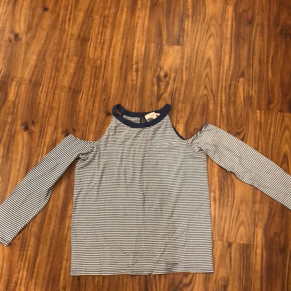 LOFT cold shoulder top - Picture 1 of 4